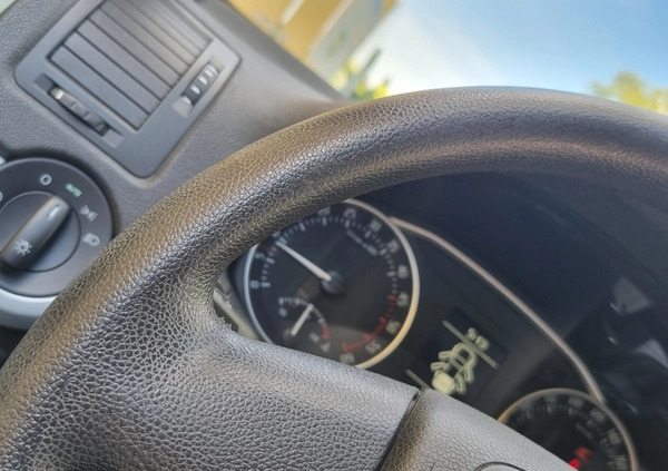 Skoda Octavia cena 19900 przebieg: 193000, rok produkcji 2009 z Żary małe 704